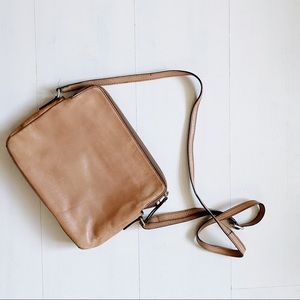 BANANA REPUBLIC beige crossbody leather bag